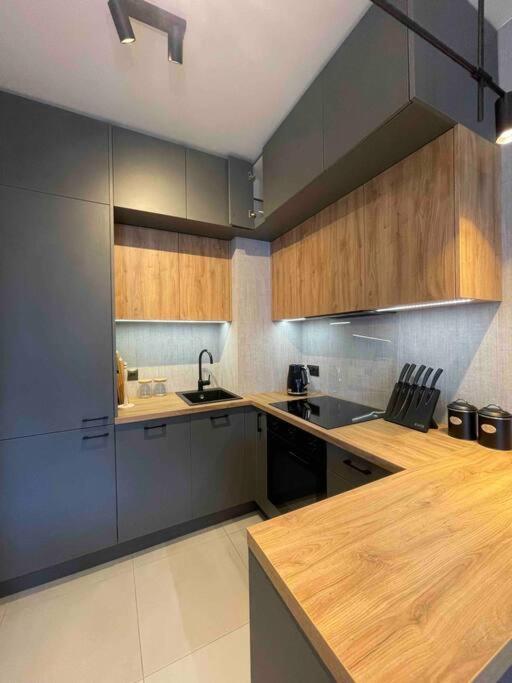 Port Praski Stylish Apartment Near Old Town وارسو المظهر الخارجي الصورة